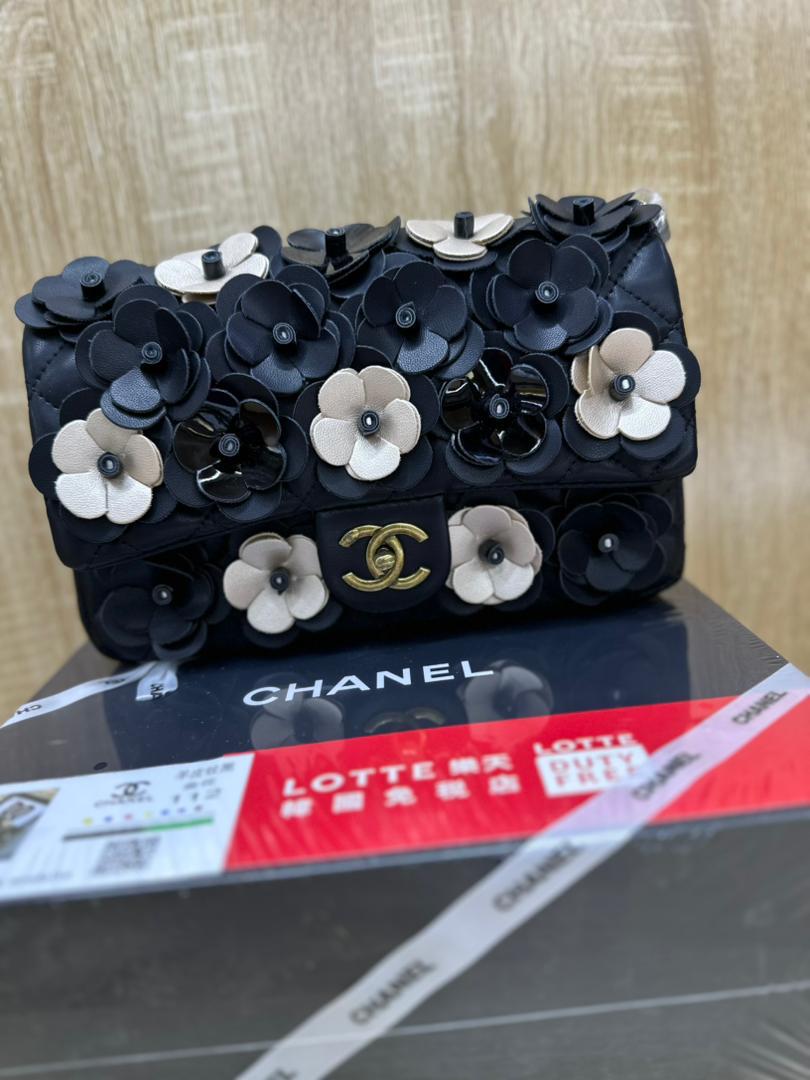 Black and White Fashion Camellia Flower Applique Flap Bag