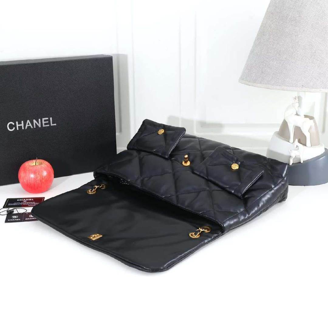 Black Chanel Quilted Leather Flap Shoulder Bag with Dual Front Pockets - Image 2