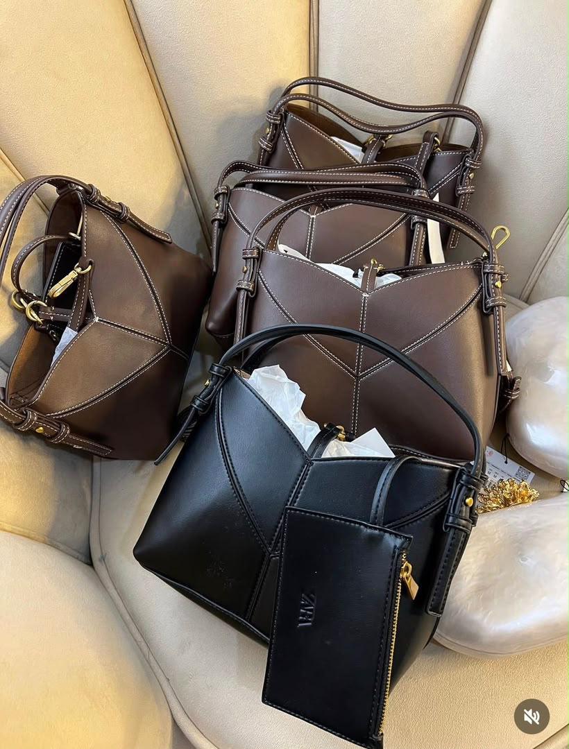 Black Zara Geometric Contrast Stitch Bucket Bag - Image 2