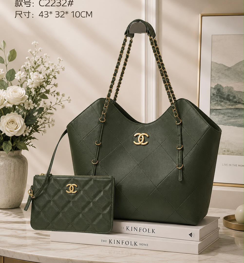 Green Chanell Quilted Caviar Leather Tote Bag