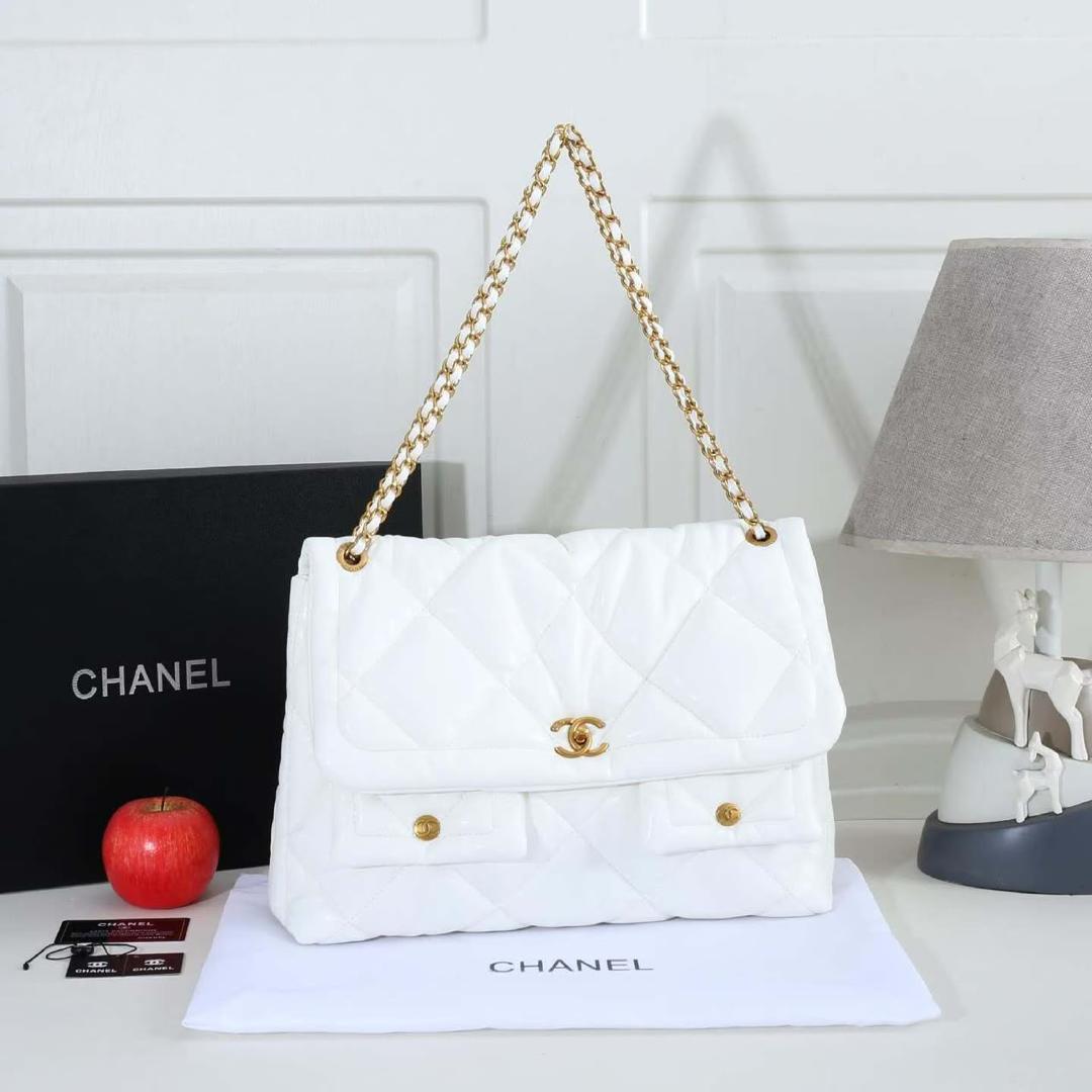 White Chanel Quilted Leather Flap Shoulder Bag with Dual Front Pockets